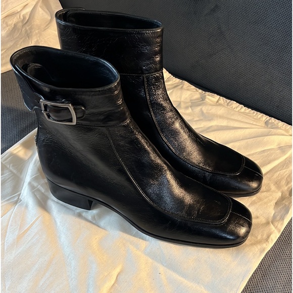 Yves Saint Laurent Other - YSL mens chelsea boots. Authentic made in Italy size 42